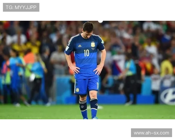 丰特拟与梅西和解任荣誉主席